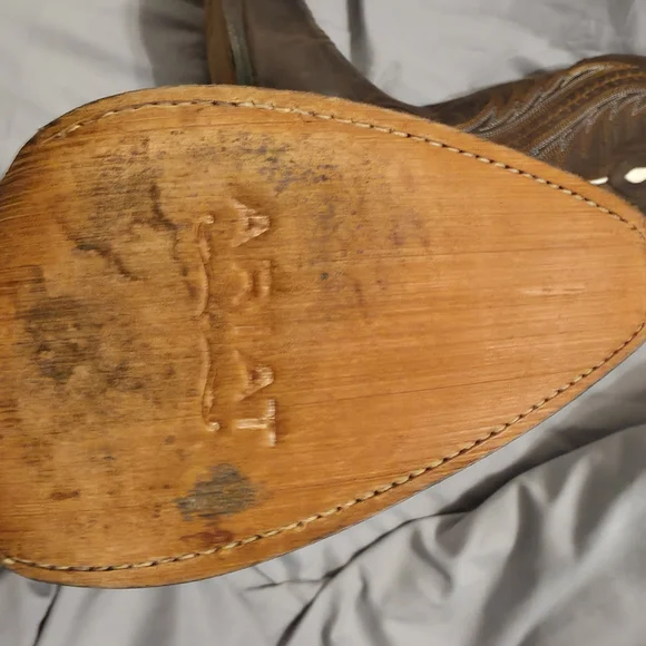 Ariat Western Cowboy Boots - Picture 7 of 7